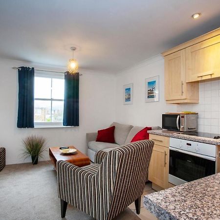 The Spires - Cosy Apartment Just Outside Of City Centre 坎特伯雷 外观 照片