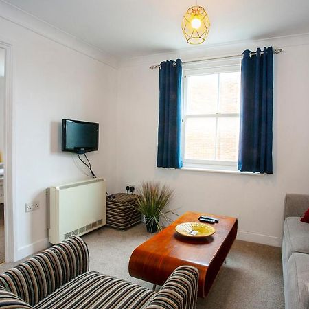 The Spires - Cosy Apartment Just Outside Of City Centre 坎特伯雷 外观 照片