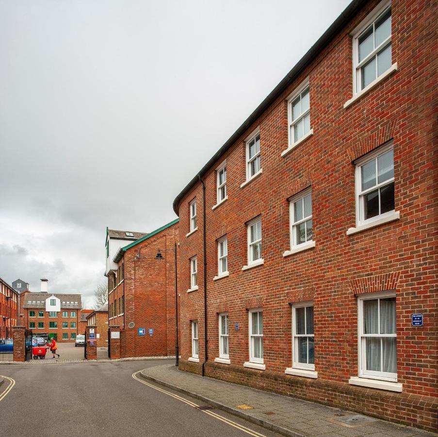 The Spires - Cosy Apartment Just Outside Of City Centre 坎特伯雷 外观 照片